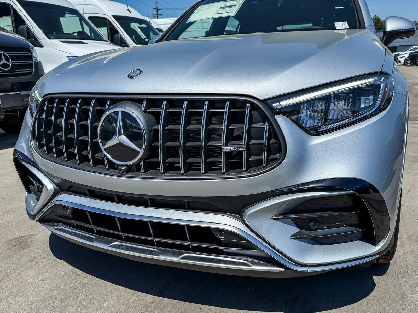 Thumbnail: 2025 Mercedes-Benz GLC - 11