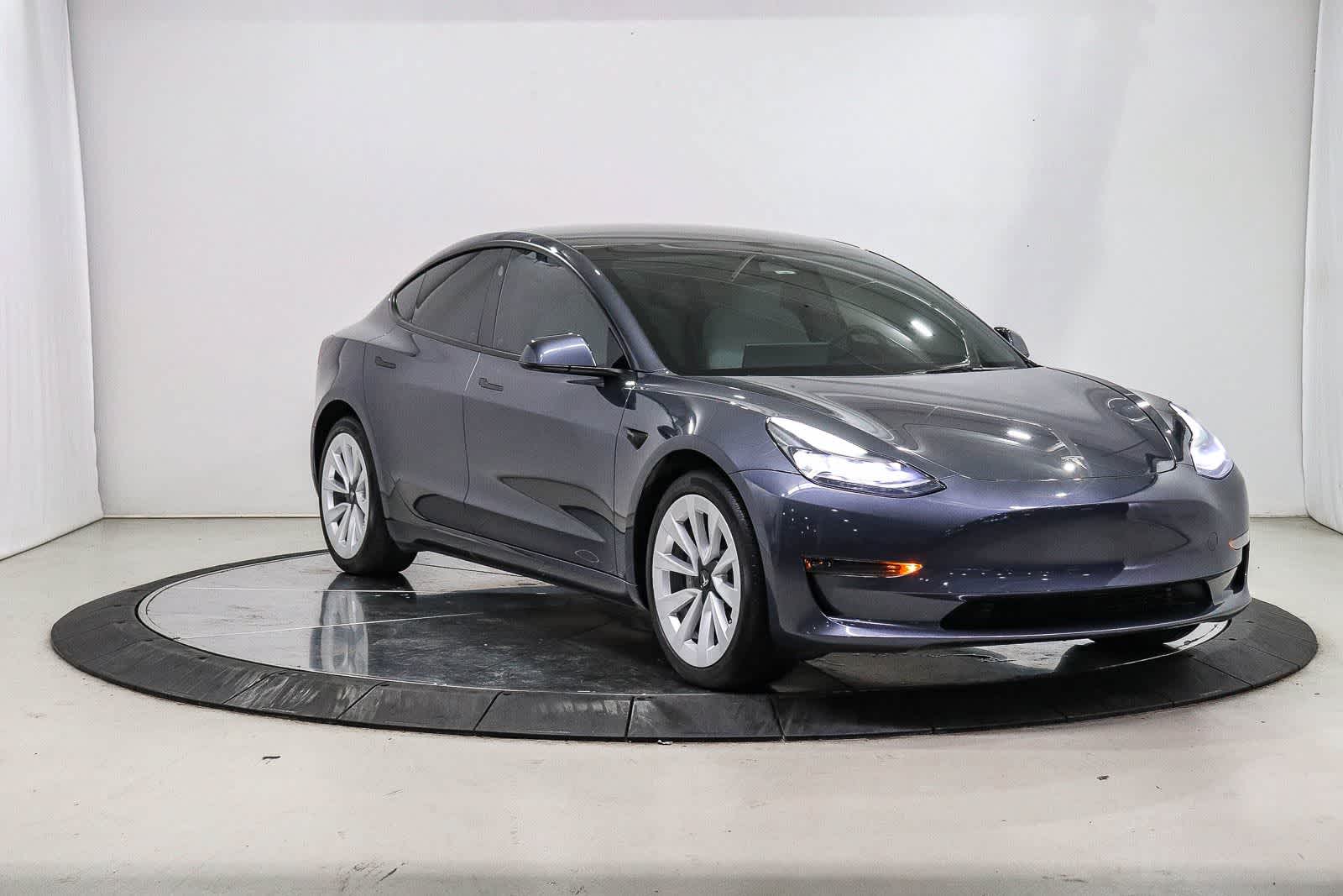 Thumbnail: 2023 Tesla Model 3 - 5