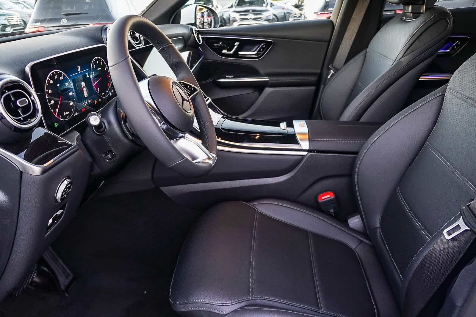 Thumbnail: 2026 Mercedes-Benz GLC - 20