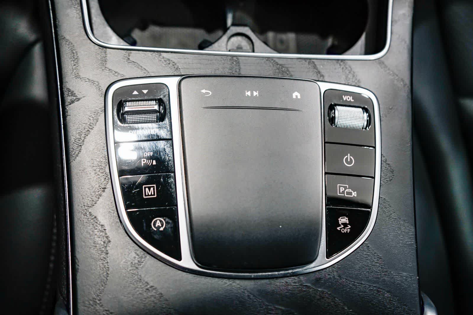 Thumbnail: 2022 Mercedes-Benz GLC - 22