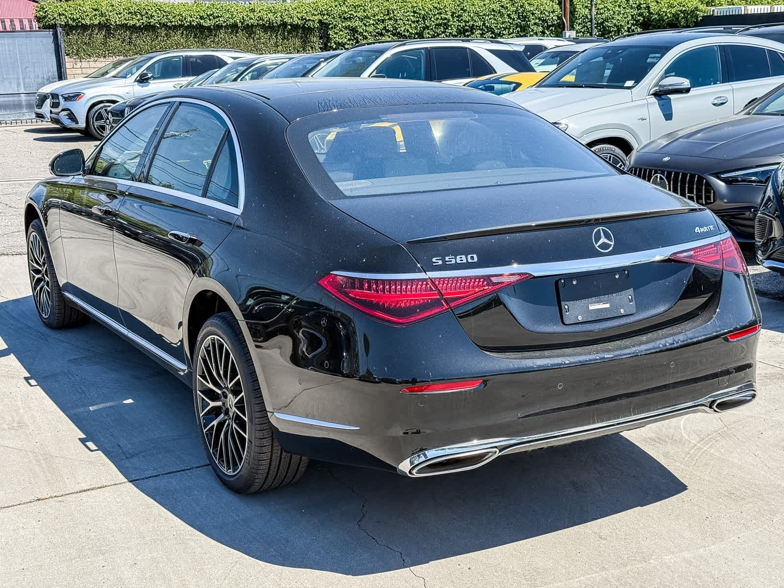Thumbnail: 2025 Mercedes-Benz S-Class - 6