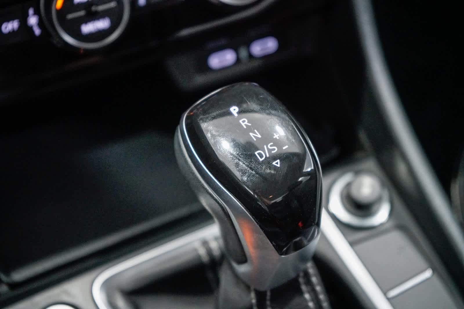 Thumbnail: 2022 Volkswagen Jetta - 18