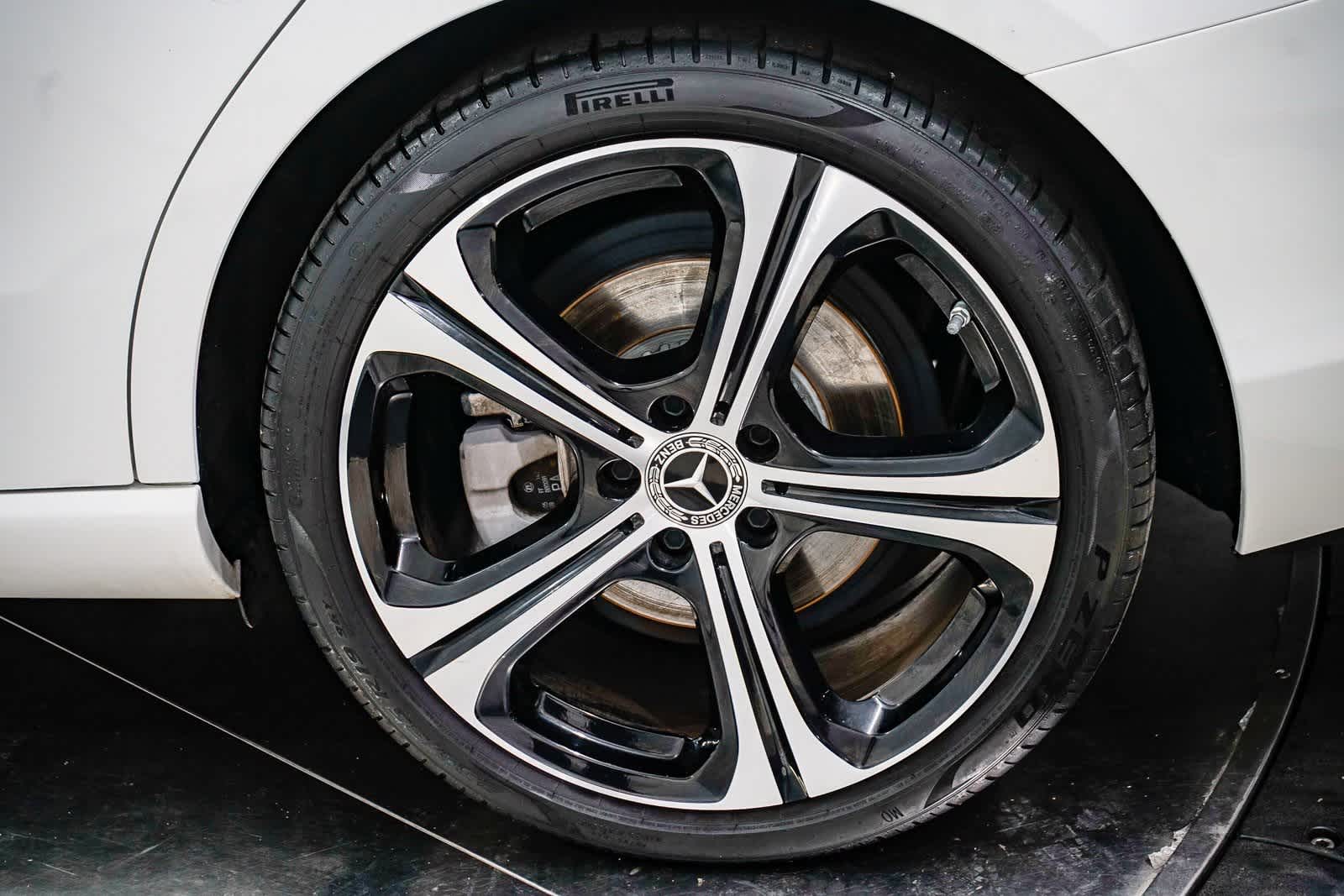 Thumbnail: 2024 Mercedes-Benz C-Class - 10