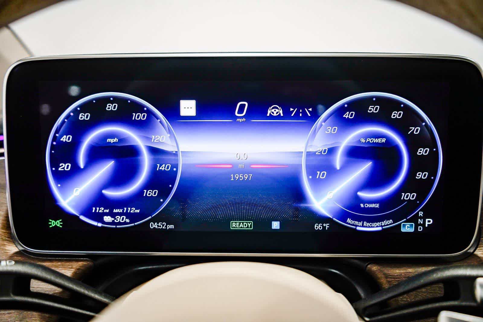 Thumbnail: 2023 Mercedes-Benz EQS - 25