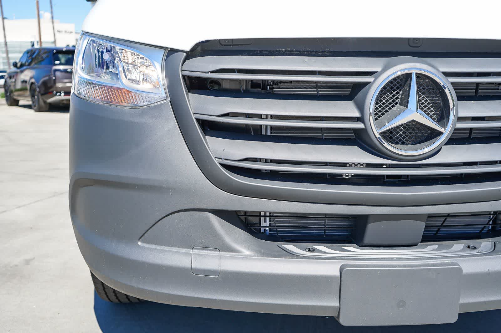 Thumbnail: 2026 Mercedes-Benz Sprinter - 11