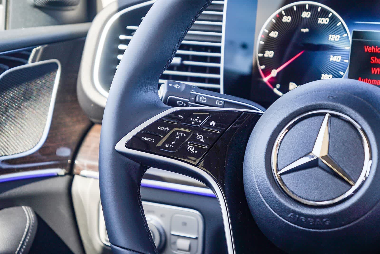Thumbnail: 2026 Mercedes-Benz GLE - 17