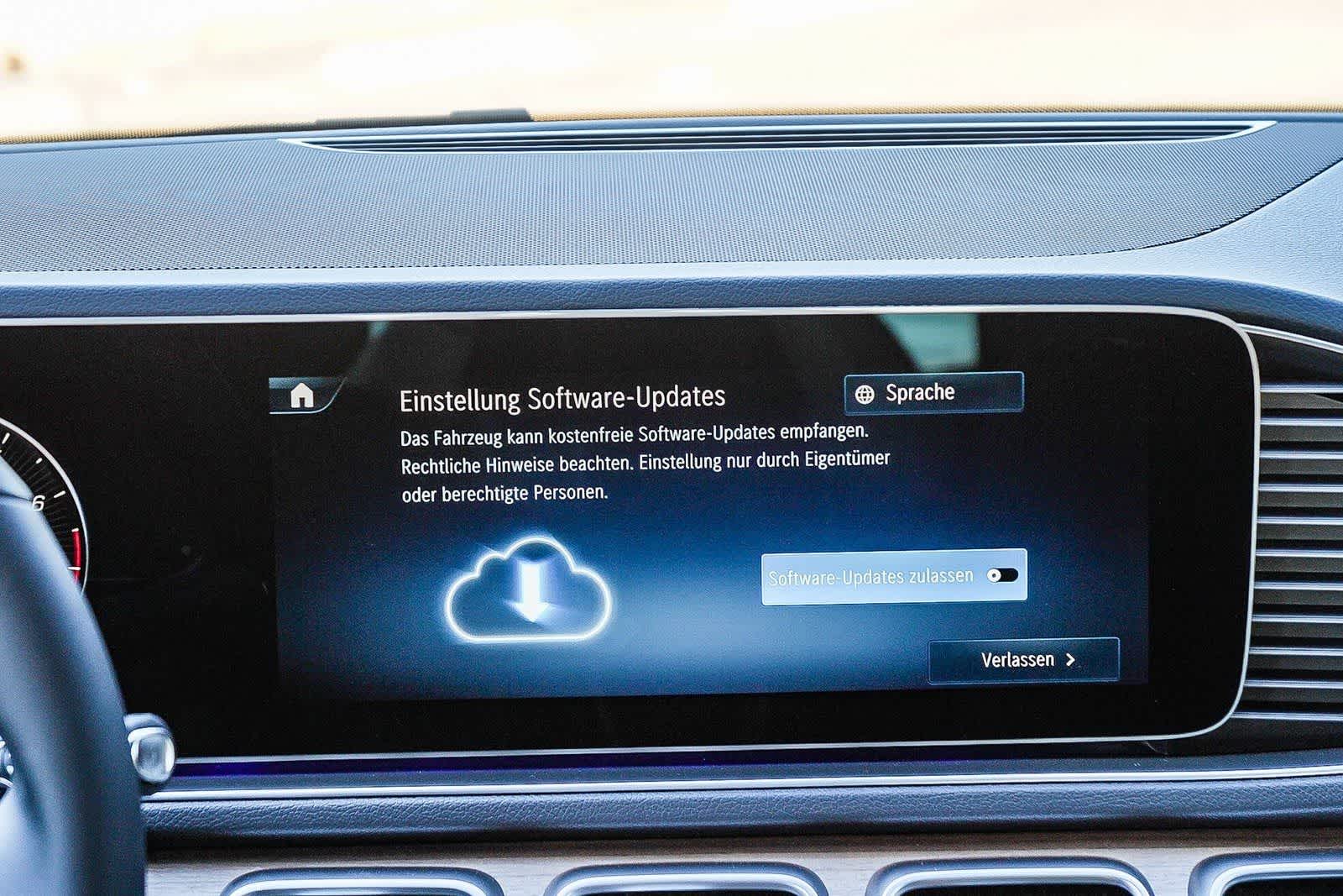 Thumbnail: 2026 Mercedes-Benz GLE - 16