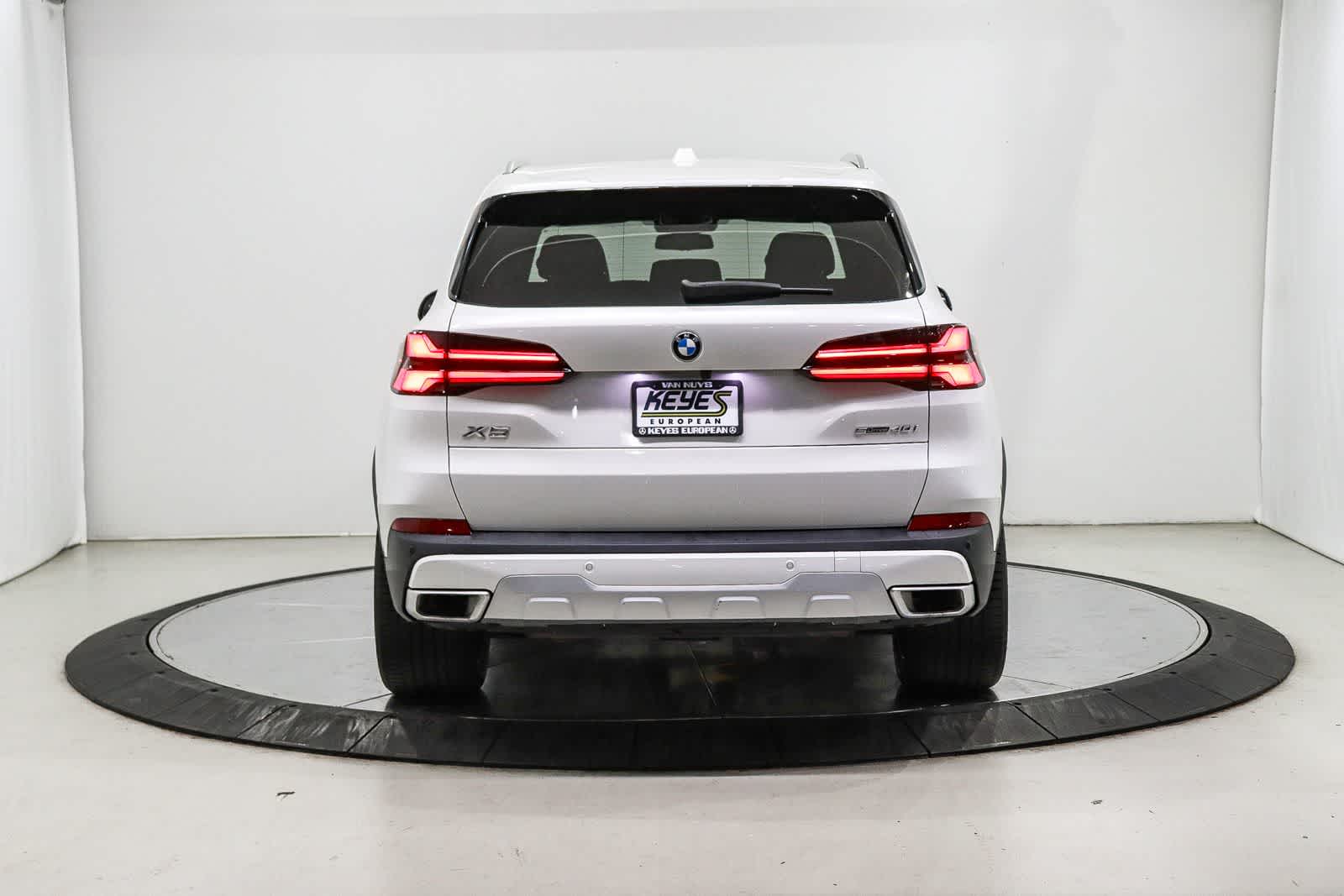 Thumbnail: 2025 BMW X5 - 3