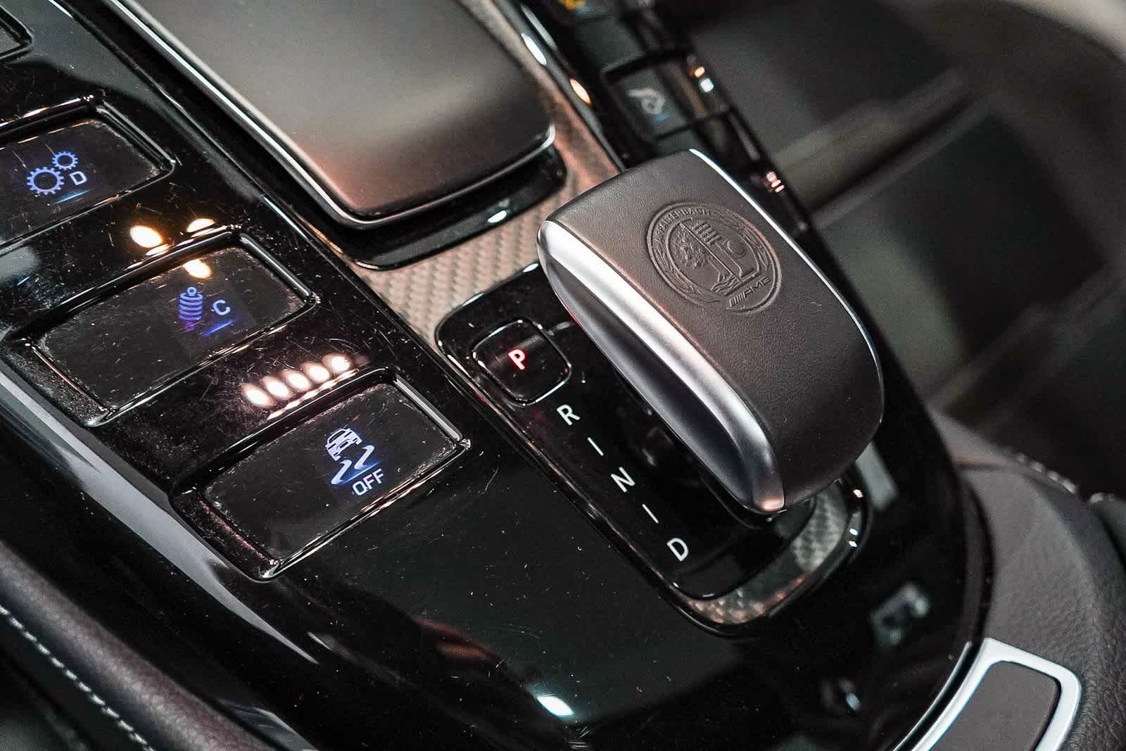 Thumbnail: 2022 Mercedes-Benz AMG GT - 22