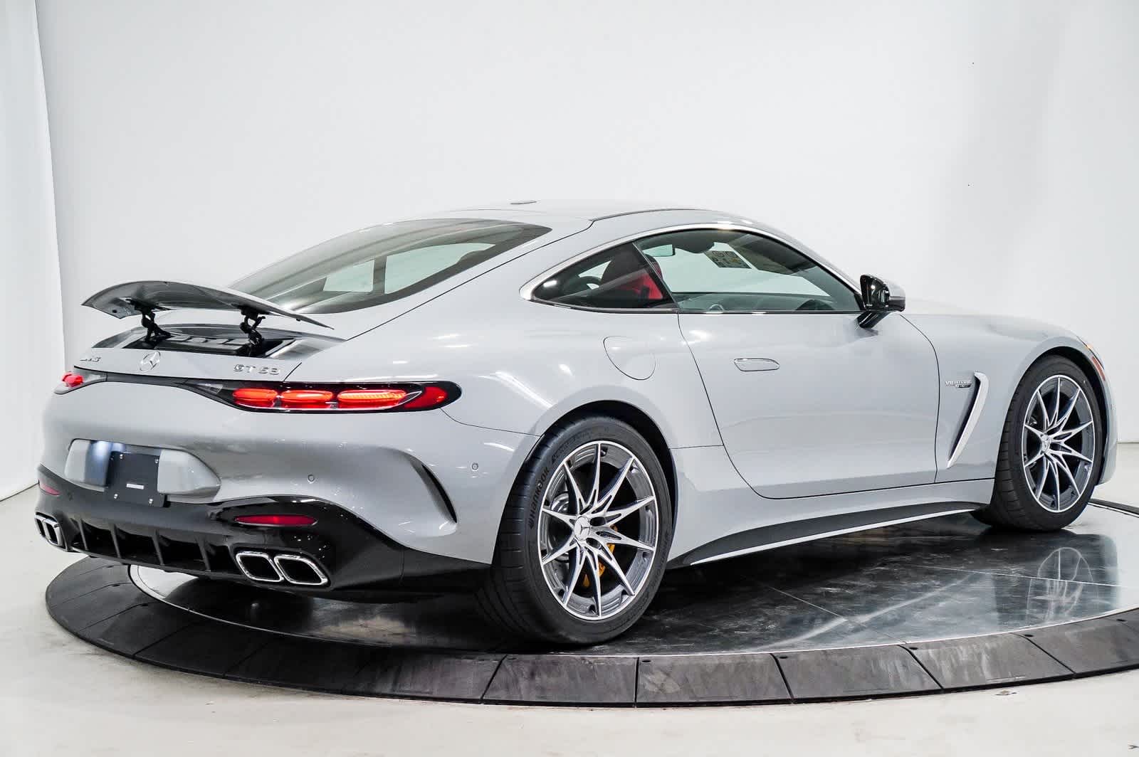 Thumbnail: 2025 Mercedes-Benz AMG GT - 4