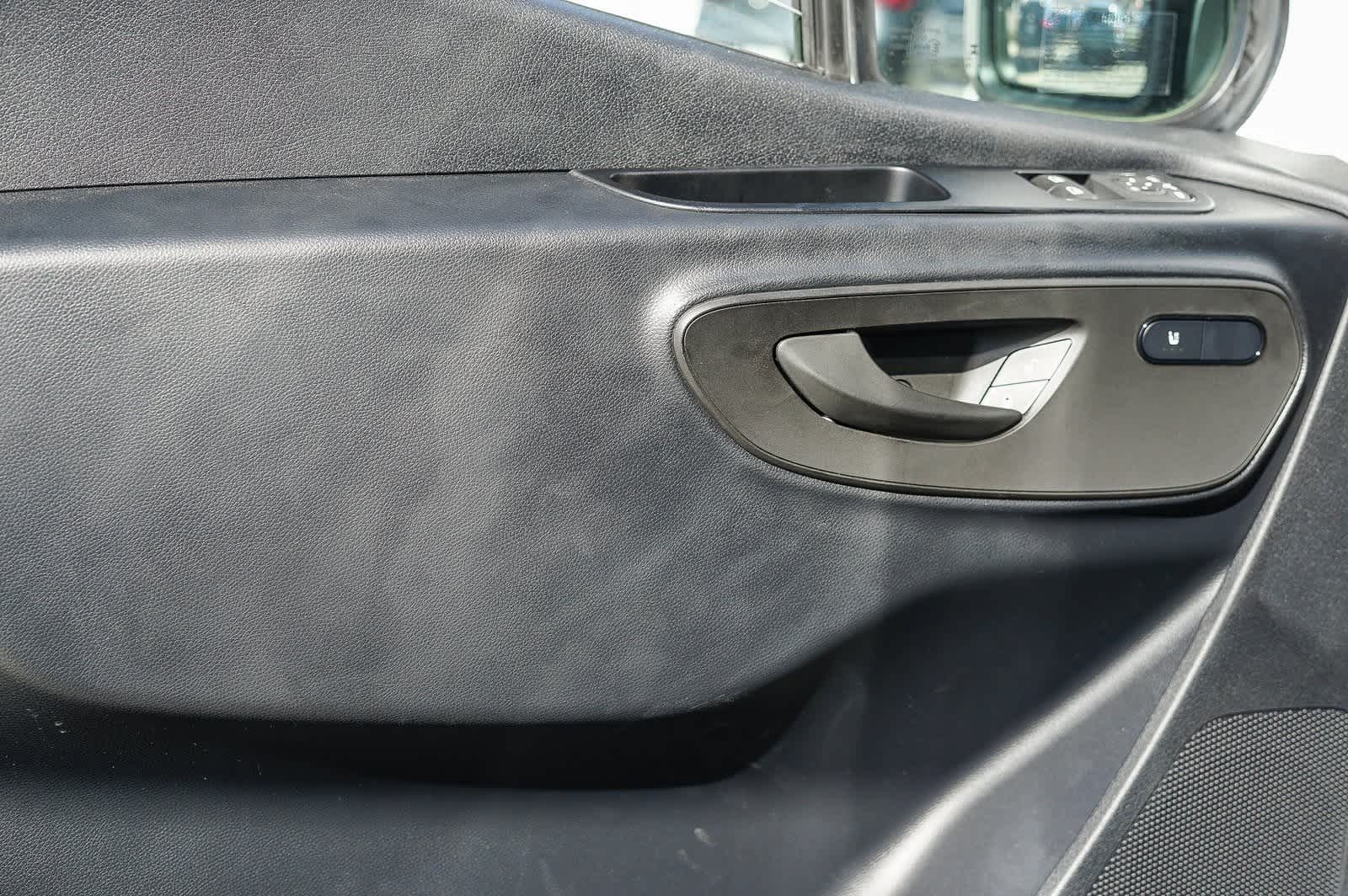 Thumbnail: 2024 Mercedes-Benz eSprinter - 22