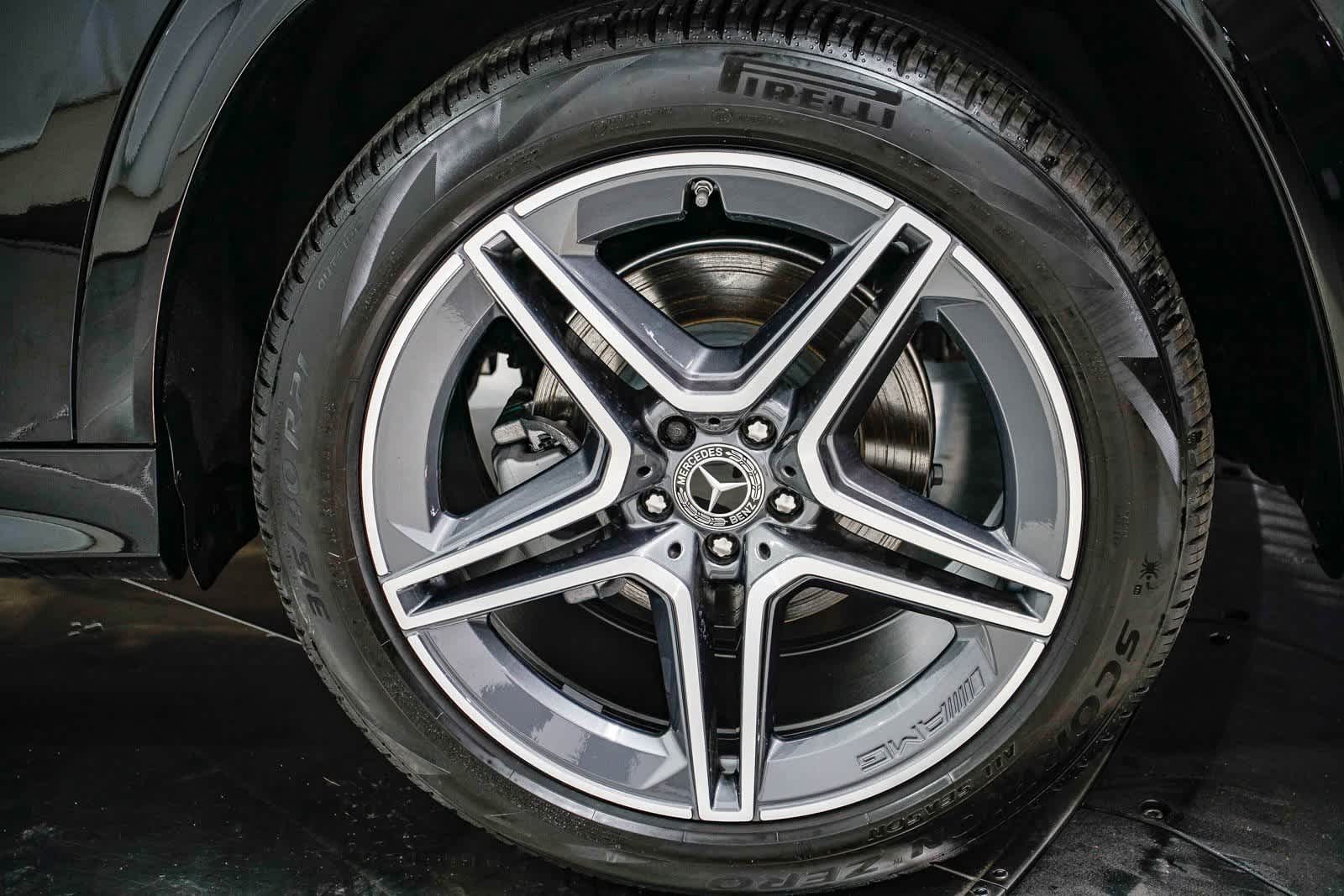 Thumbnail: 2025 Mercedes-Benz GLS - 10