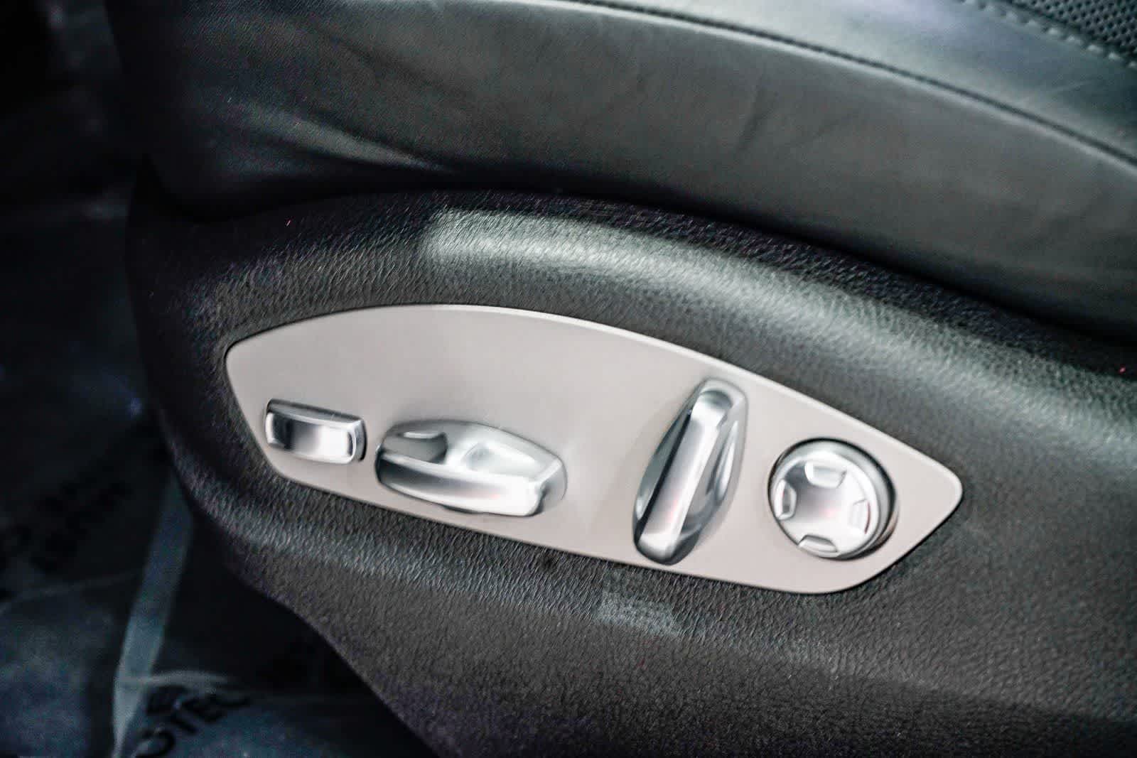 Thumbnail: 2024 Porsche Macan - 20