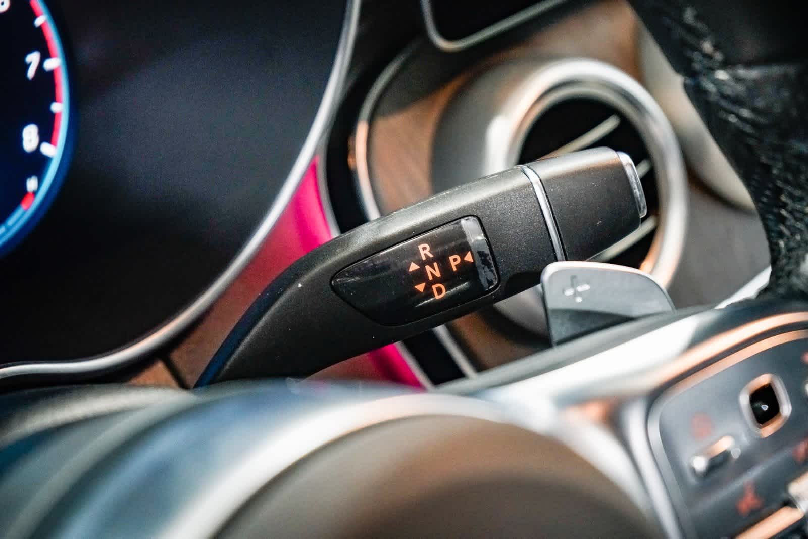 Thumbnail: 2023 Mercedes-Benz C-Class - 20