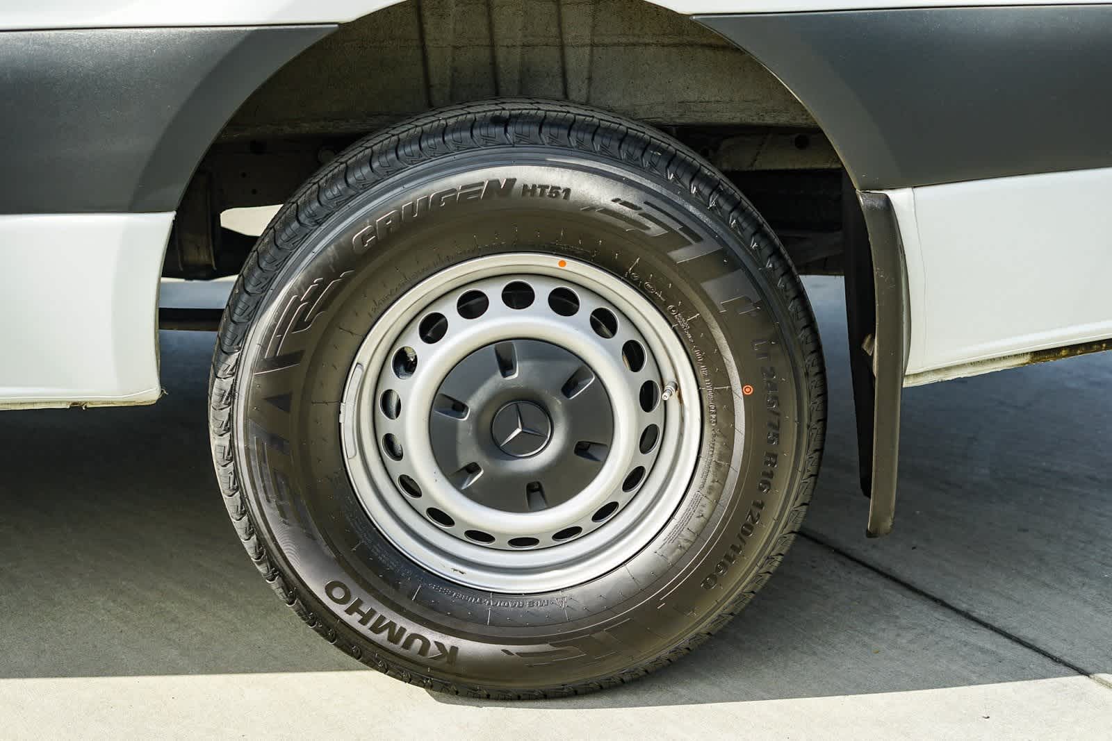 Thumbnail: 2023 Mercedes-Benz Sprinter - 10