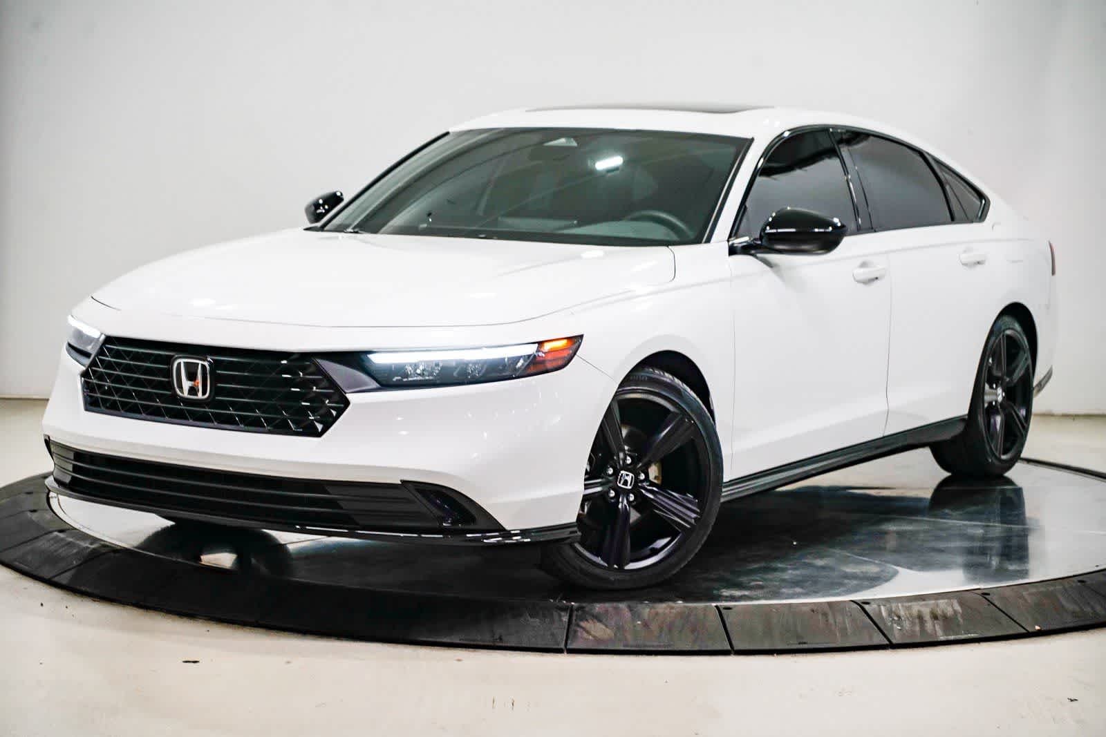 Thumbnail: 2024 Honda Accord - 1