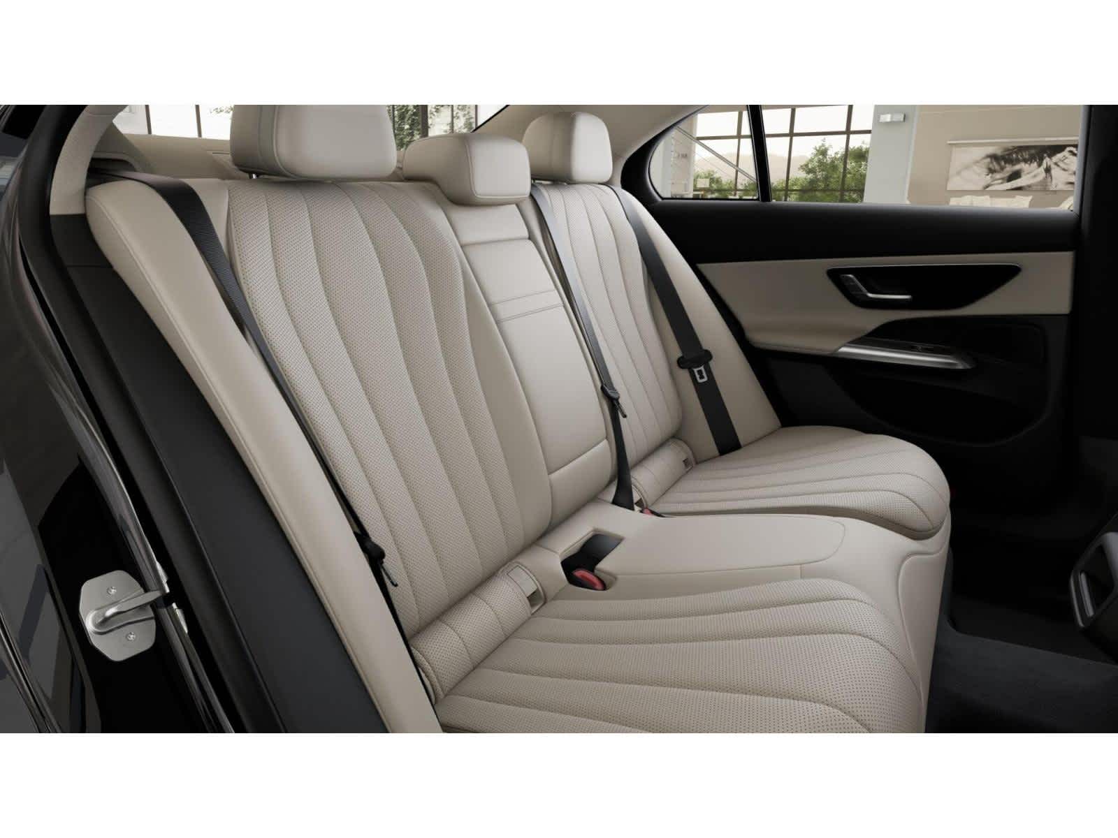 Thumbnail: 2026 Mercedes-Benz E-Class - 4