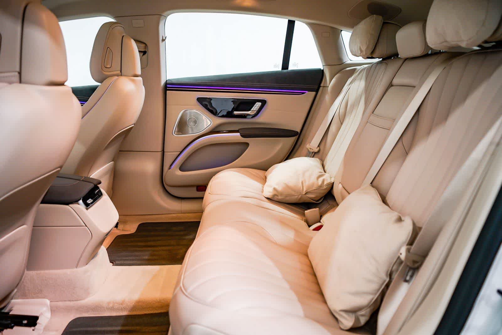 Thumbnail: 2023 Mercedes-Benz EQS - 18