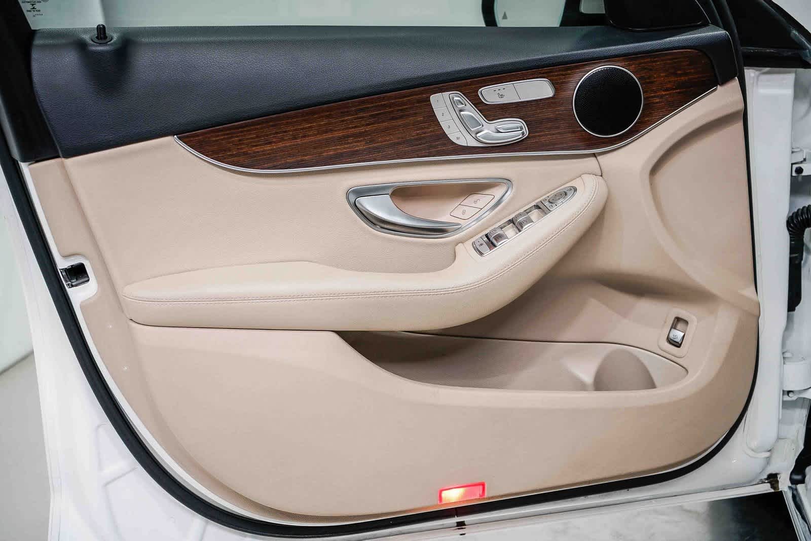 Thumbnail: 2021 Mercedes-Benz C-Class - 19