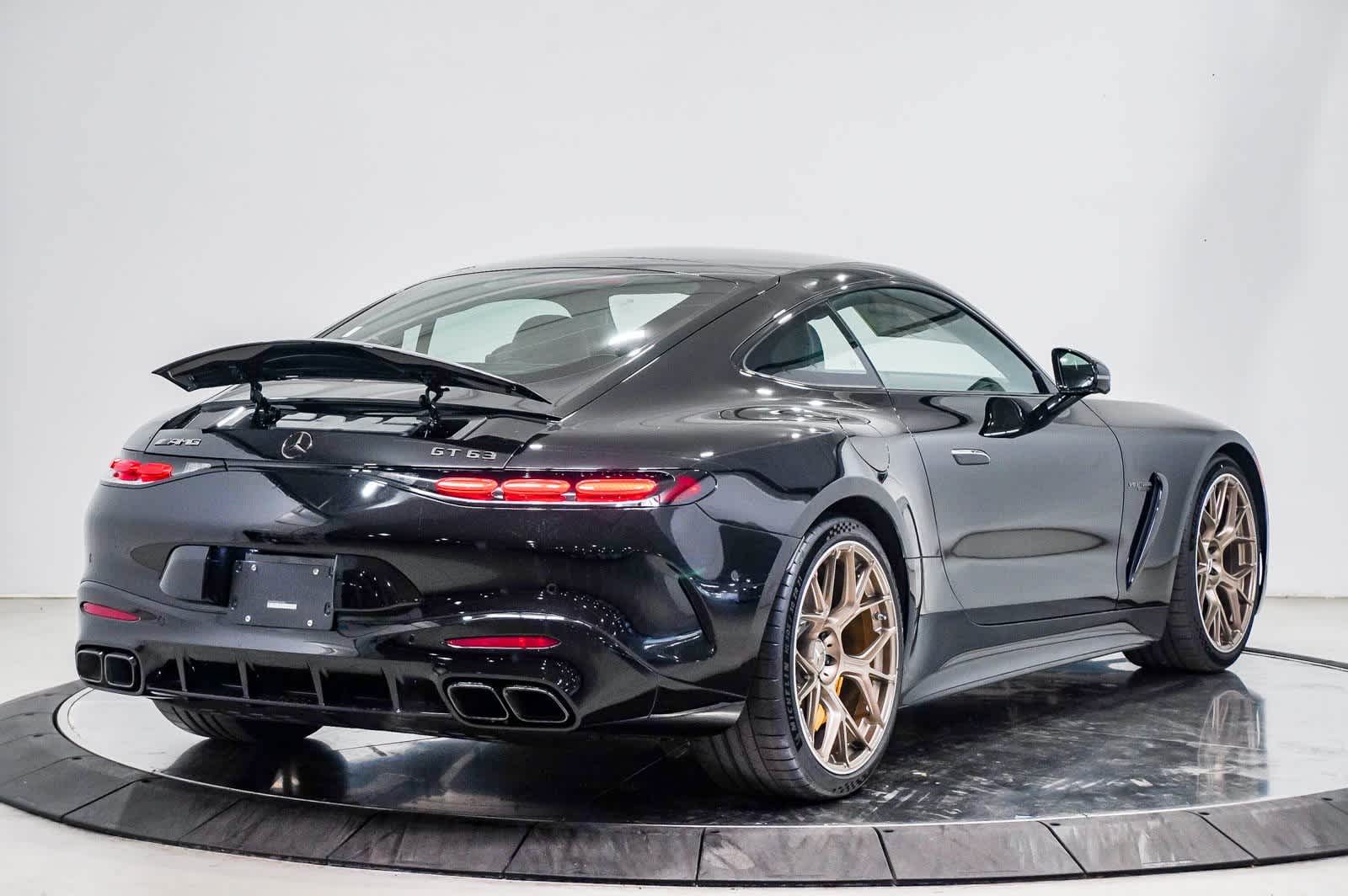 Thumbnail: 2025 Mercedes-Benz AMG GT - 4