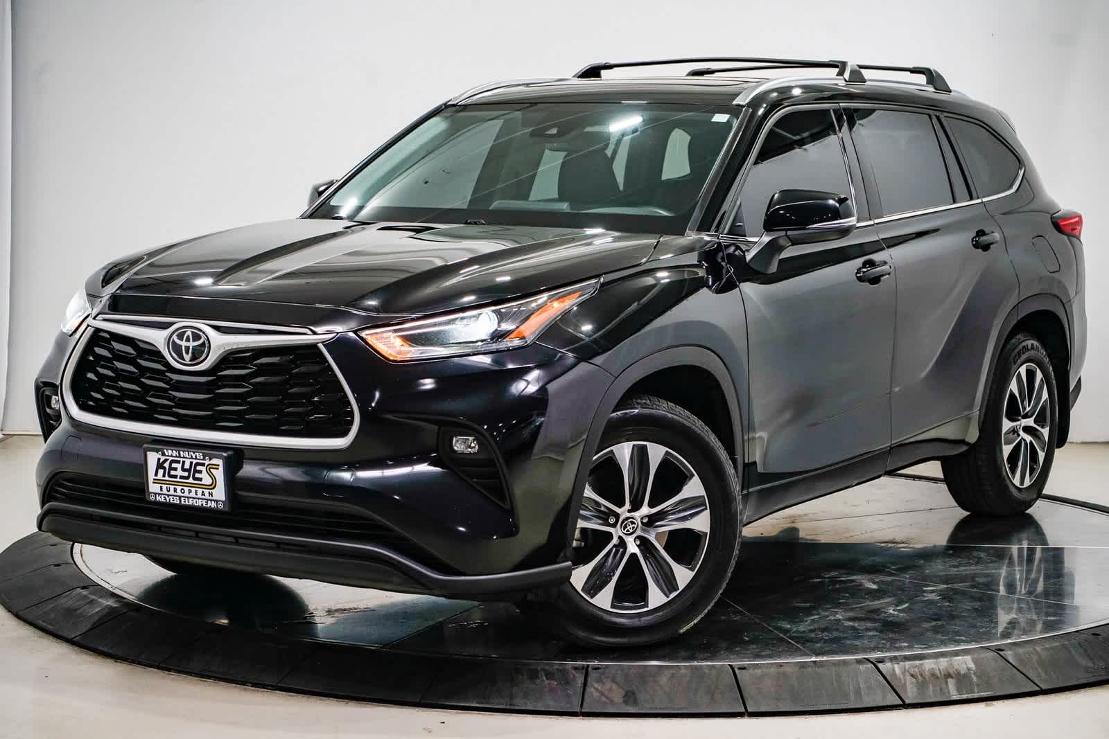 Thumbnail: 2021 Toyota Highlander - 1