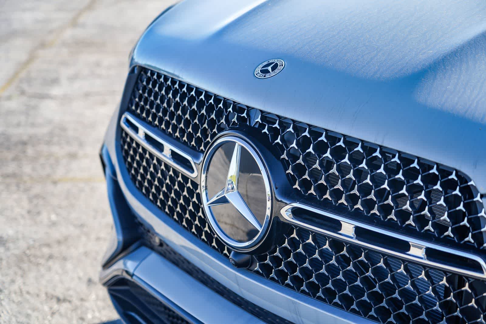 Thumbnail: 2026 Mercedes-Benz GLE - 3