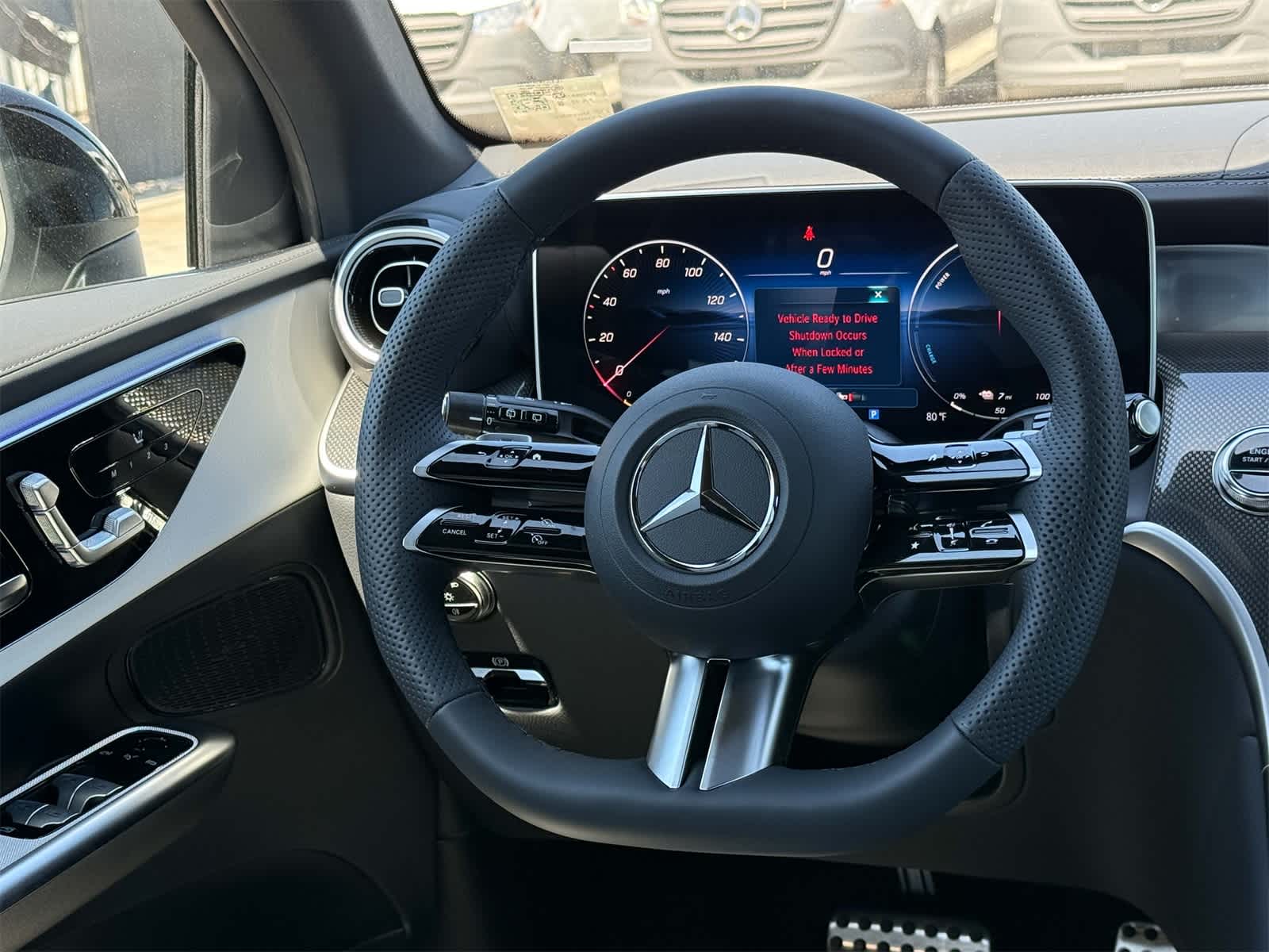 Thumbnail: 2025 Mercedes-Benz GLC - 16
