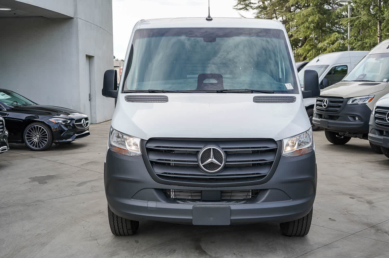 Thumbnail: 2026 Mercedes-Benz Sprinter - 2