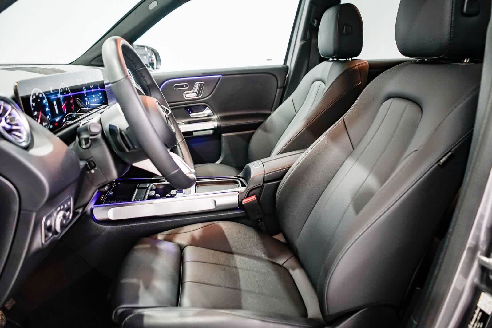 Thumbnail: 2026 Mercedes-Benz GLB - 17