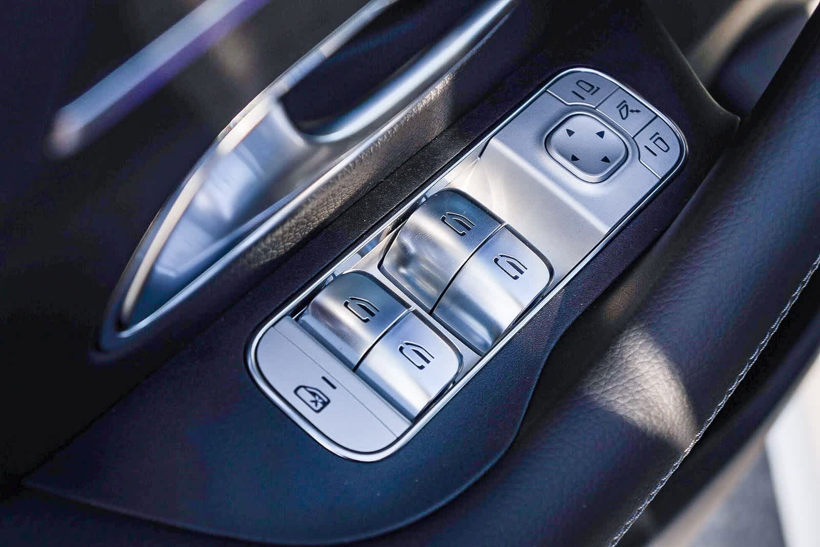 Thumbnail: 2026 Mercedes-Benz GLE - 24