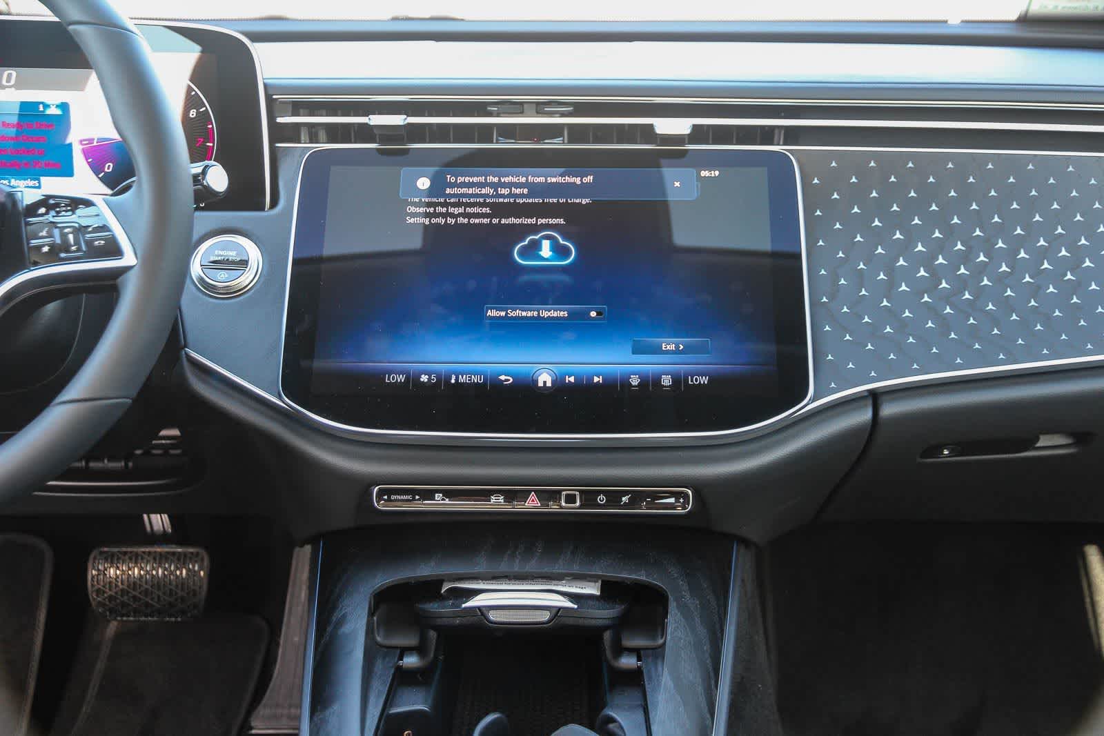 Thumbnail: 2026 Mercedes-Benz E-Class - 14