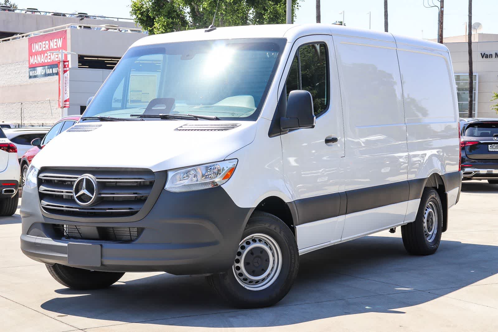 Thumbnail: 2026 Mercedes-Benz Sprinter - 1