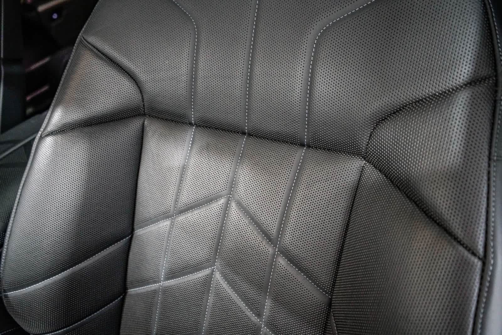 Thumbnail: 2023 BMW i7 - 28