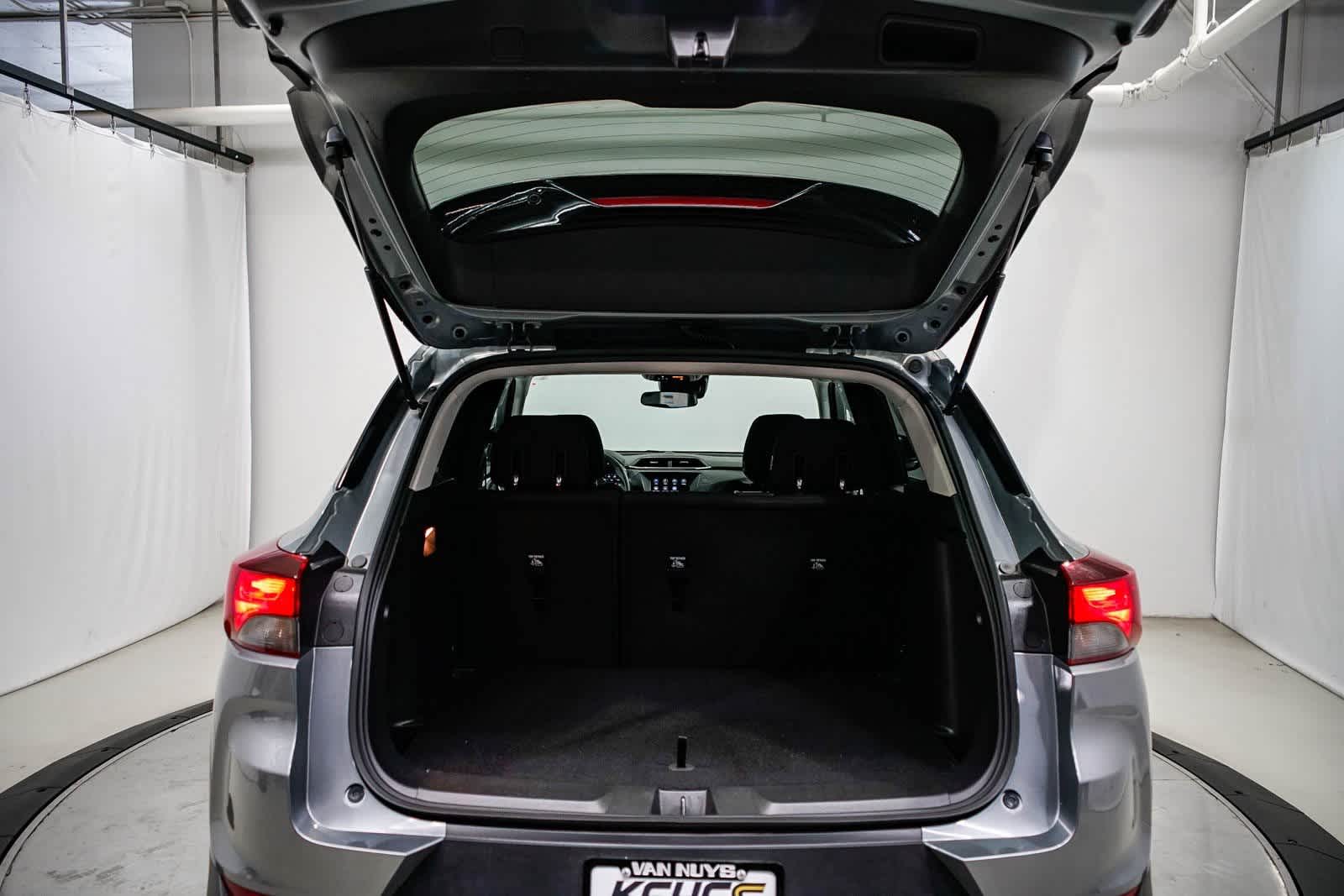 Thumbnail: 2023 Chevrolet TrailBlazer - 26