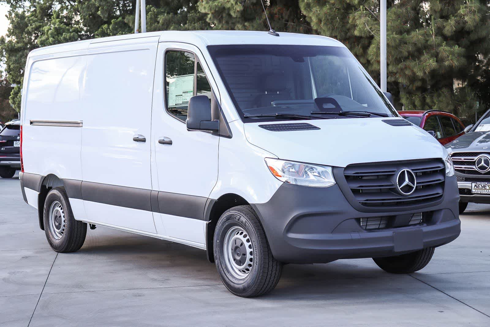 Thumbnail: 2026 Mercedes-Benz Sprinter - 5