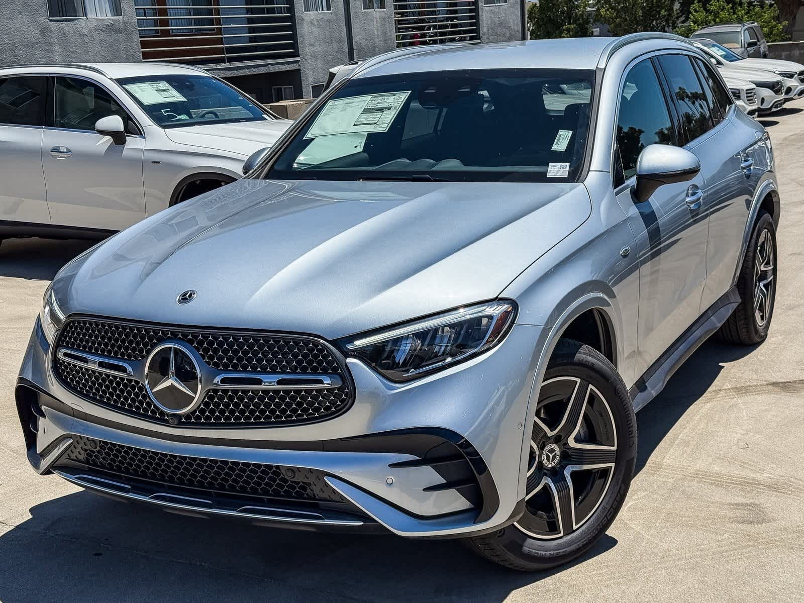 Thumbnail: 2025 Mercedes-Benz GLC - 1