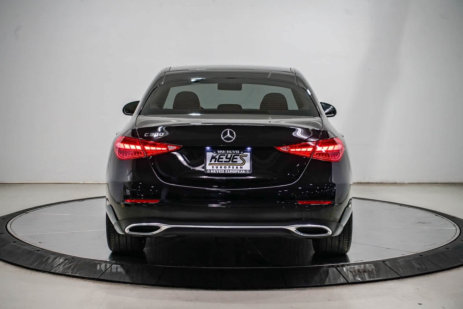 Thumbnail: 2023 Mercedes-Benz C-Class - 3