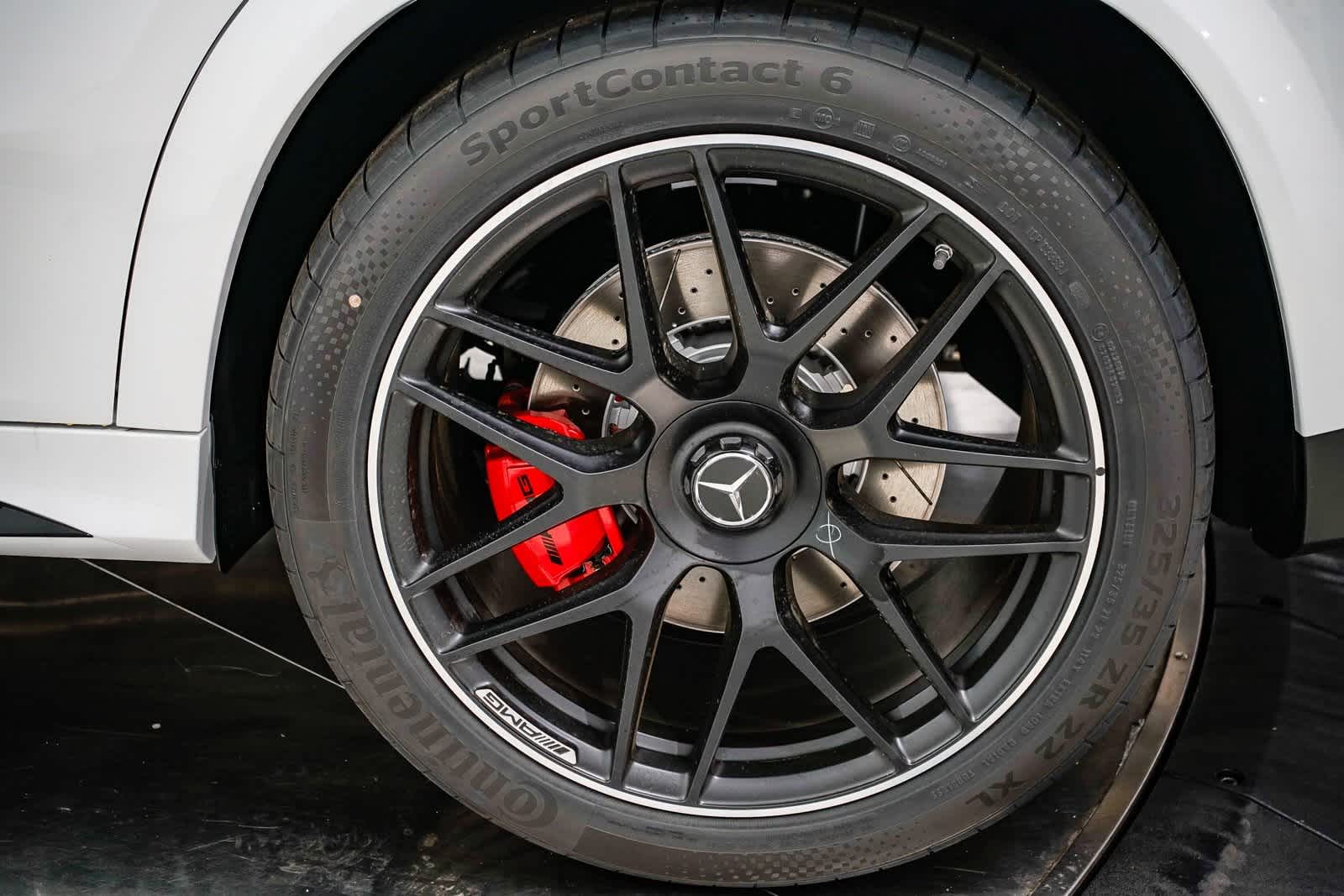 Thumbnail: 2025 Mercedes-Benz GLE - 10