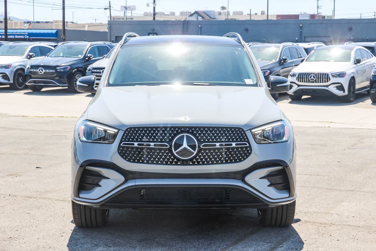 Thumbnail: 2026 Mercedes-Benz GLE - 2