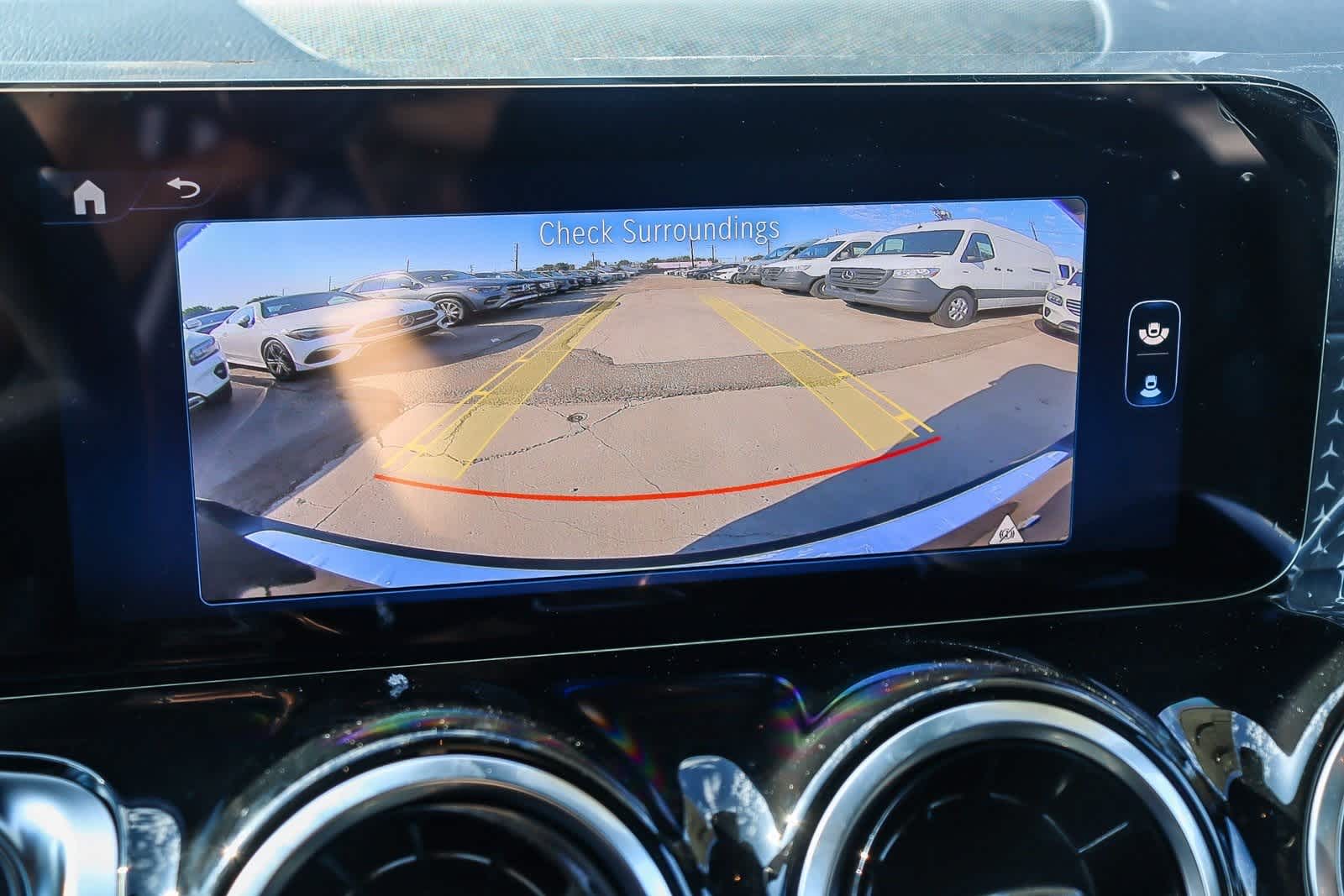 Thumbnail: 2026 Mercedes-Benz GLB - 25