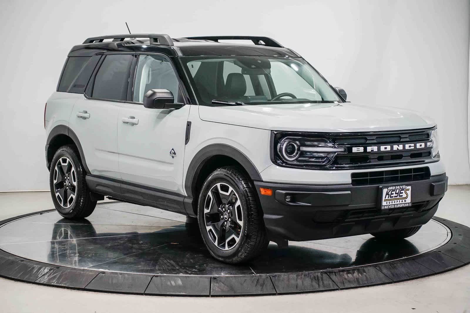 Thumbnail: 2022 Ford Bronco Sport - 5