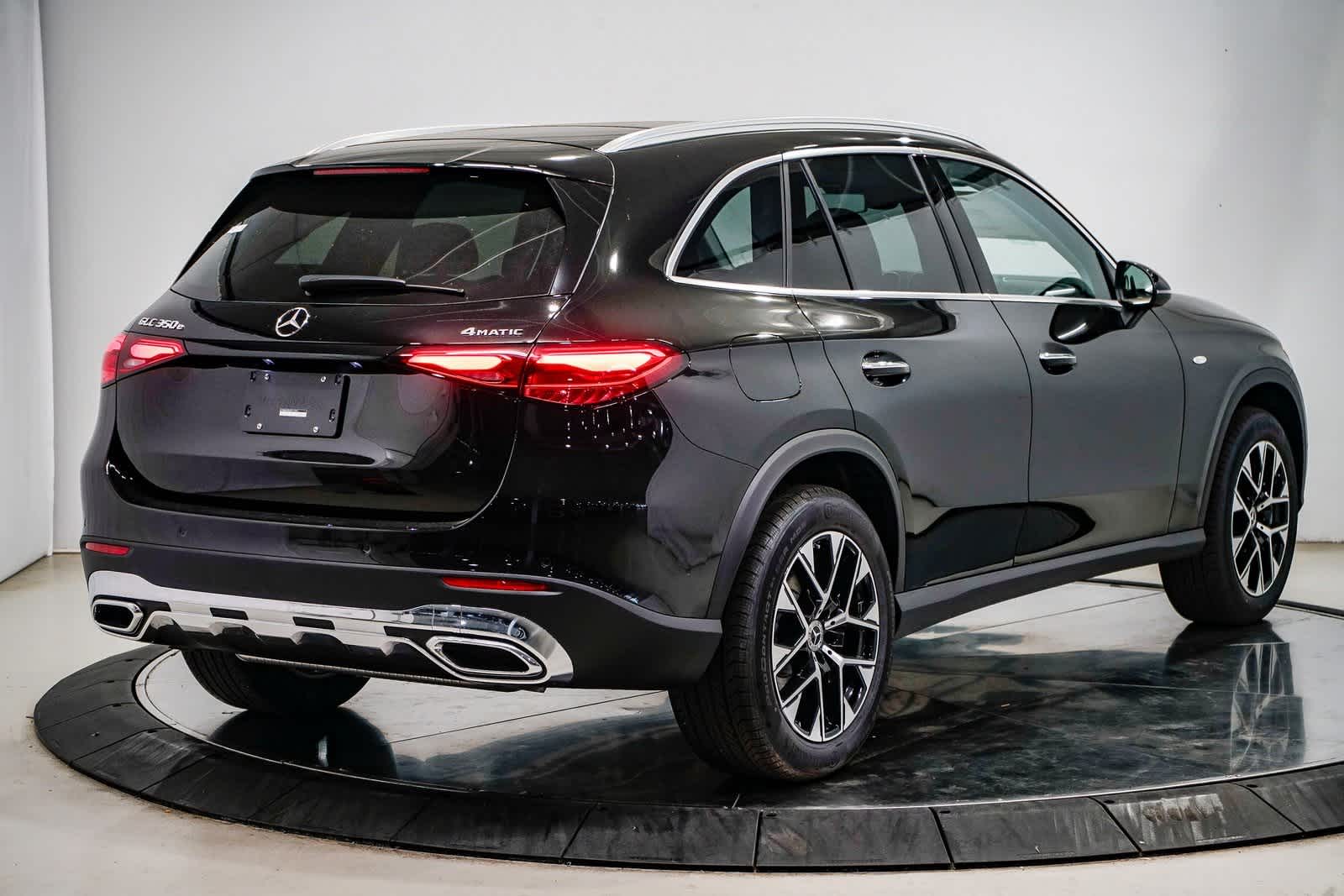 Thumbnail: 2025 Mercedes-Benz GLC - 4