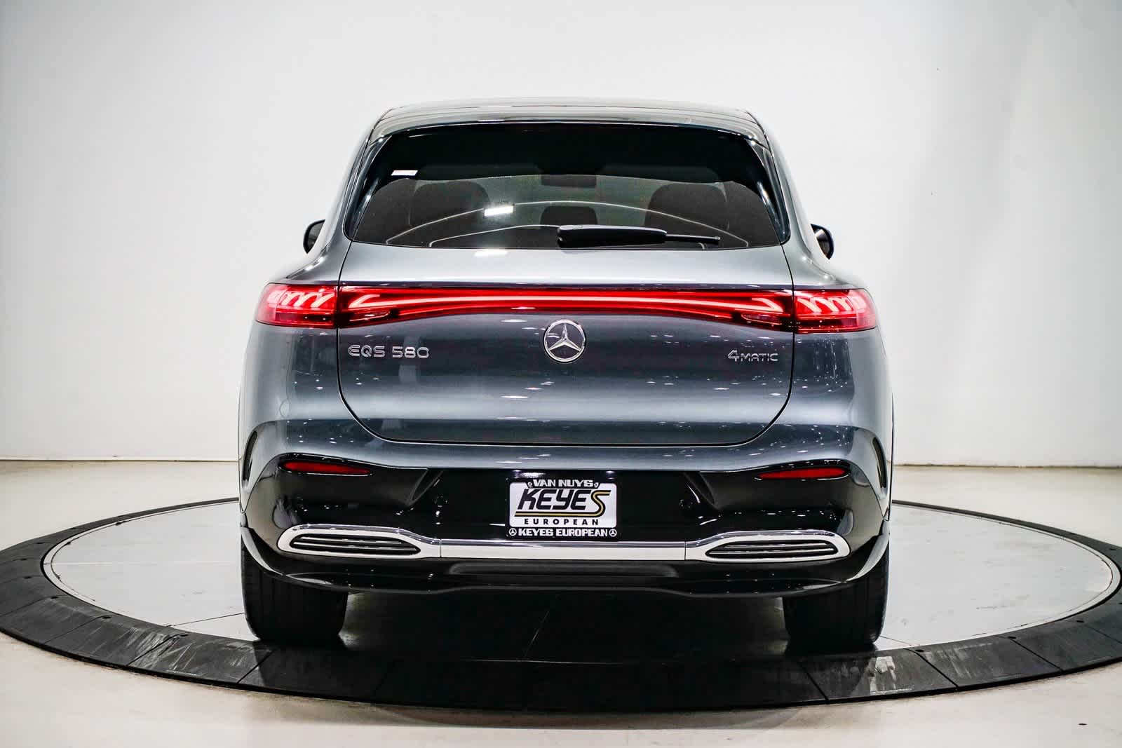 Thumbnail: 2023 Mercedes-Benz EQS - 3