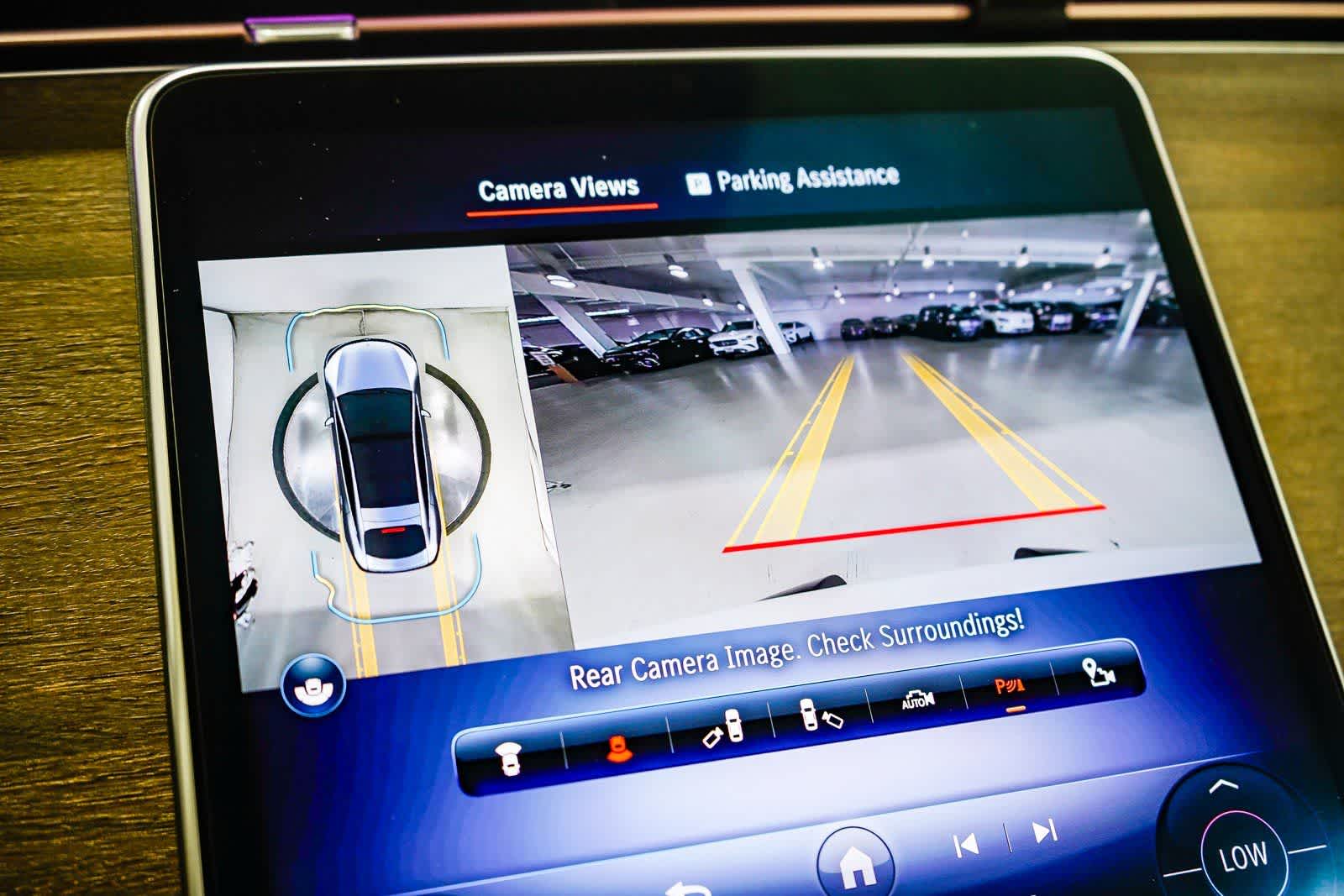 Thumbnail: 2023 Mercedes-Benz EQS - 24