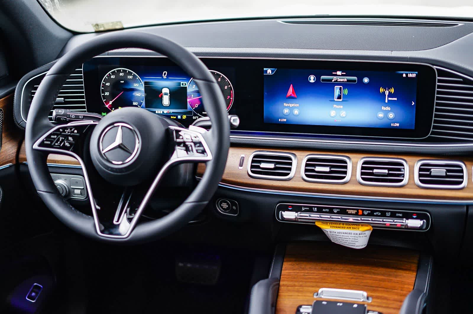 Thumbnail: 2026 Mercedes-Benz GLE - 13