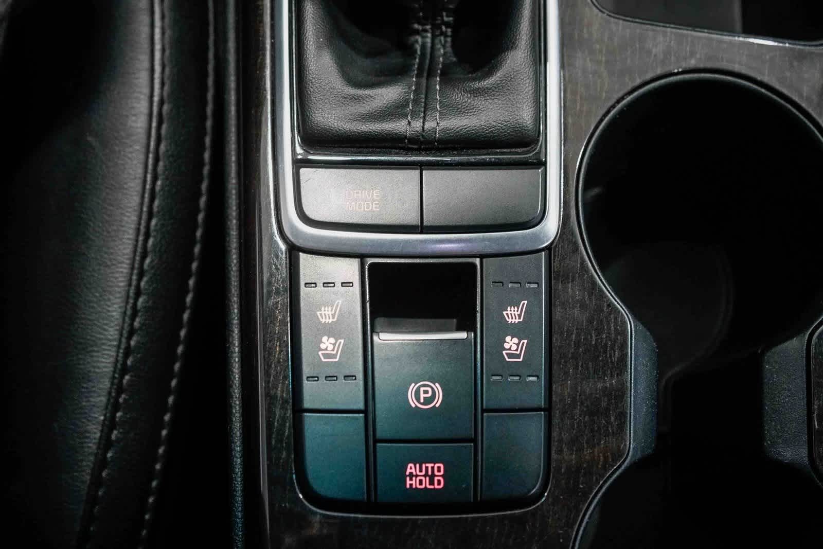 Thumbnail: 2018 Kia Optima - 23