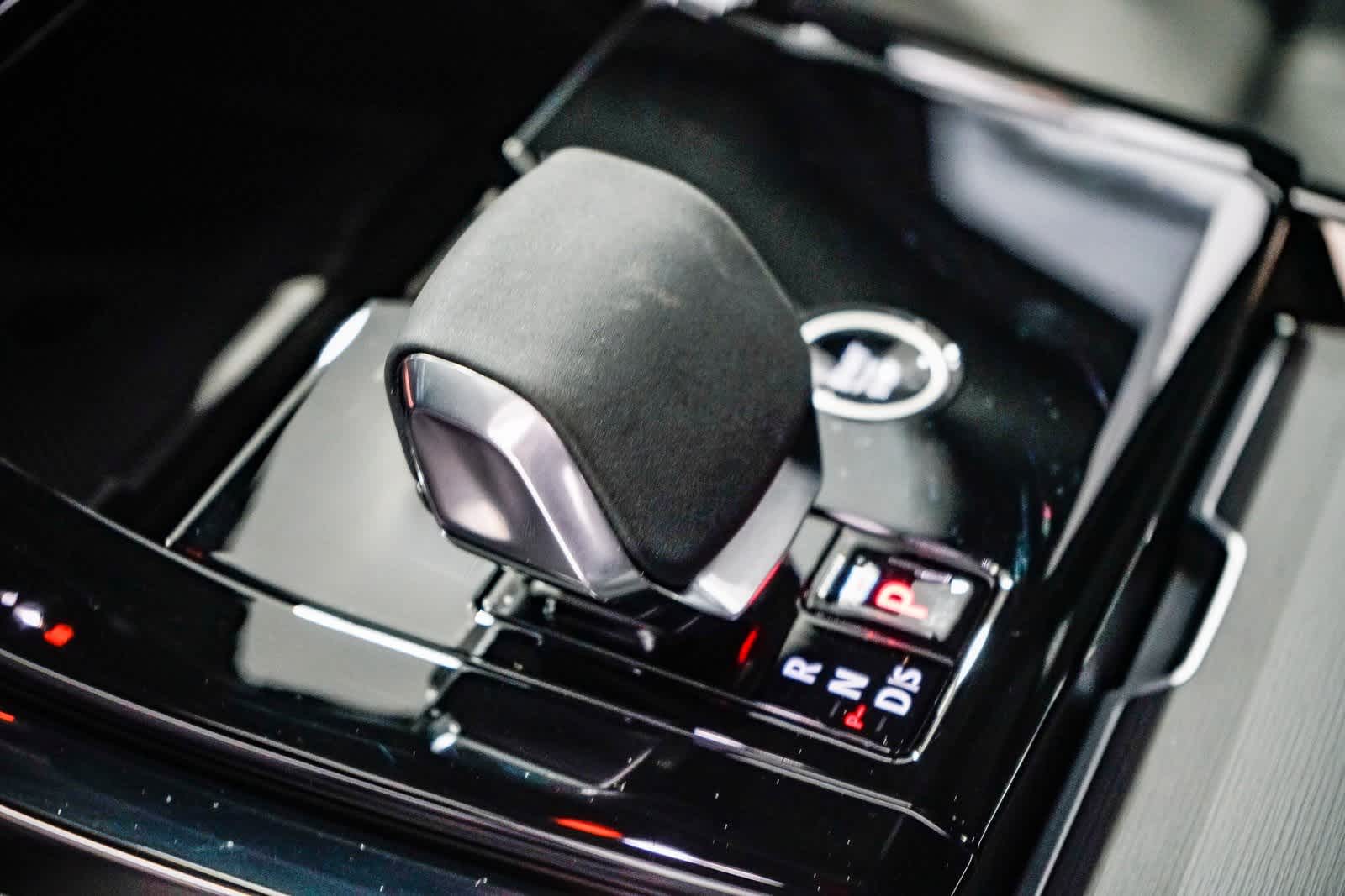 Thumbnail: 2024 Land Rover Range Rover Sport - 21