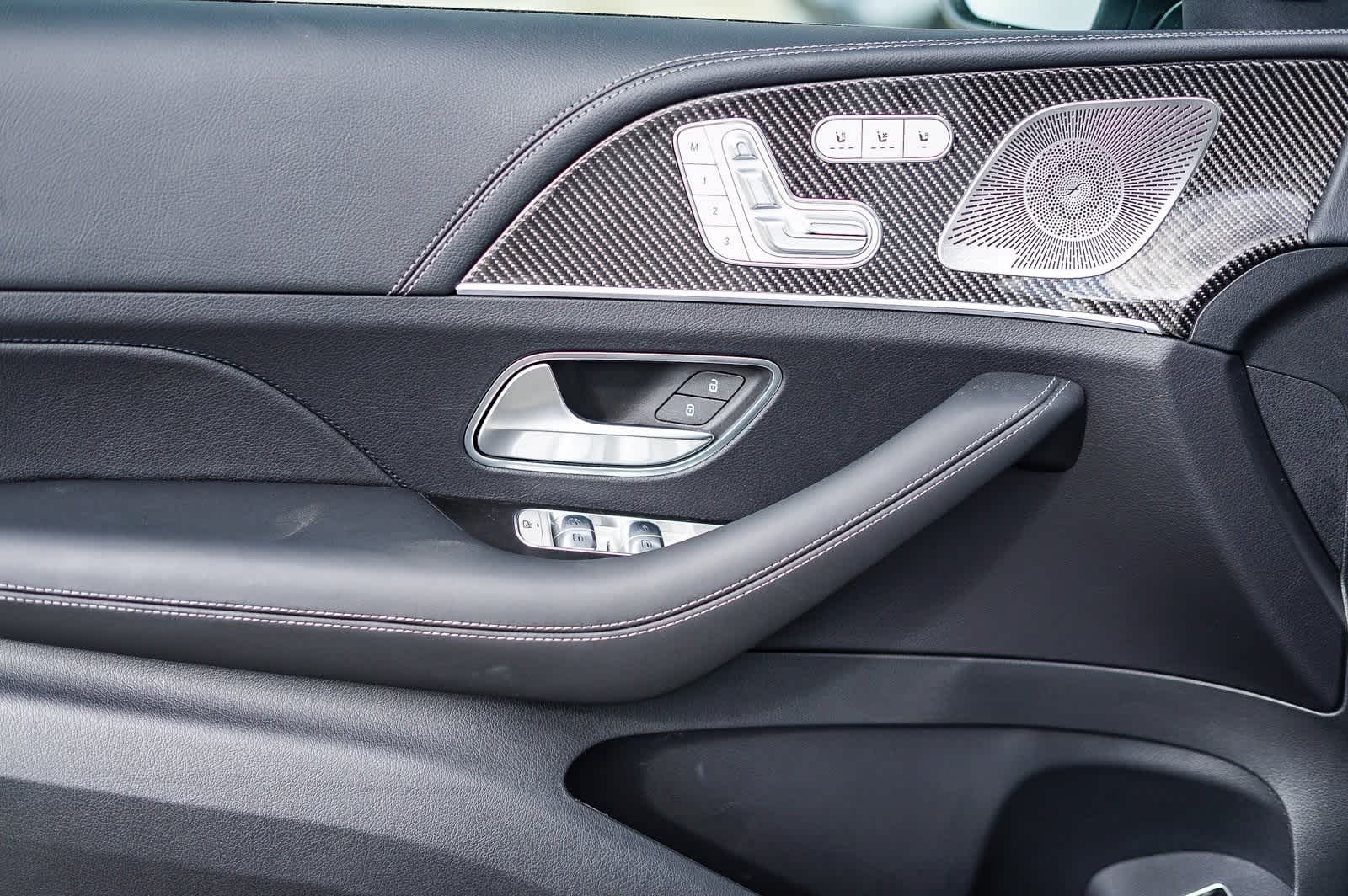 Thumbnail: 2025 Mercedes-Benz GLE - 23