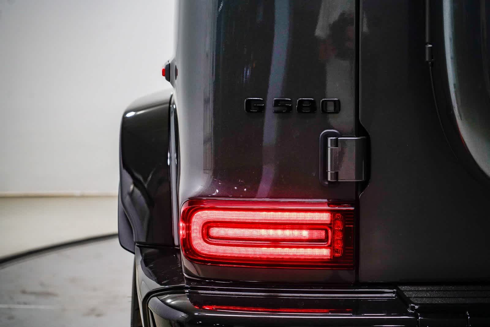 Thumbnail: 2025 Mercedes-Benz G-Class - 38
