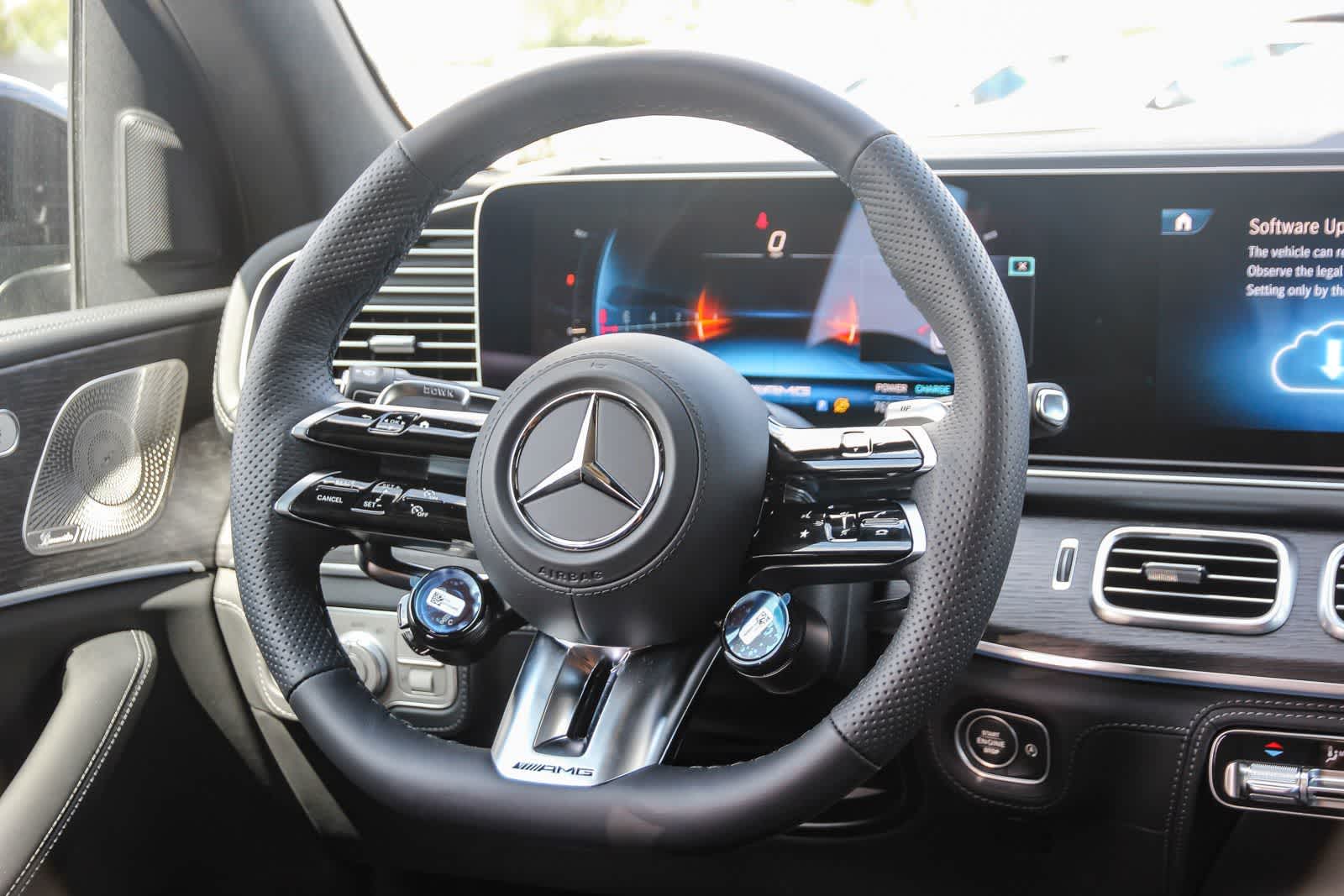 Thumbnail: 2026 Mercedes-Benz GL-Class - 16